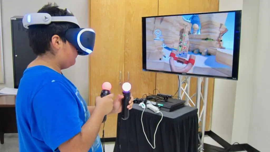 WOW VIP Events Donates Virtual Reality Games for Medrano Elementary School Carnival